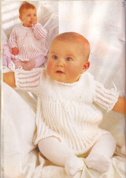 HAYFIELD PRETTY BABIES IN 3 & 4 PLY KNITTING BOOK 7076 - Image 4